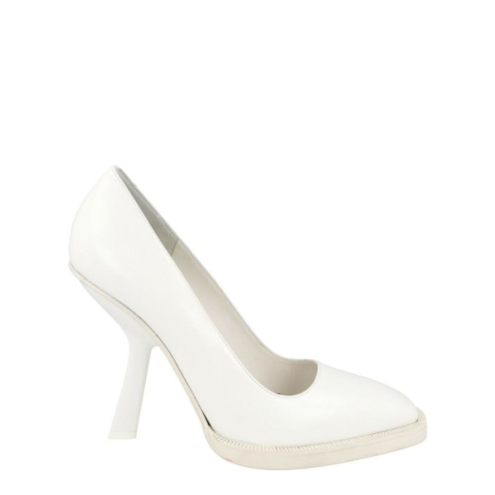 Ferragamo Anser X5 Leather Pumps White Womens